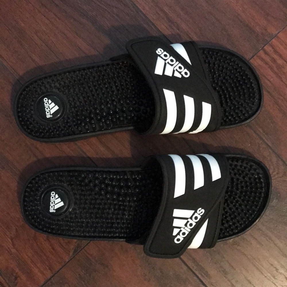 Adidas Adissage Slides